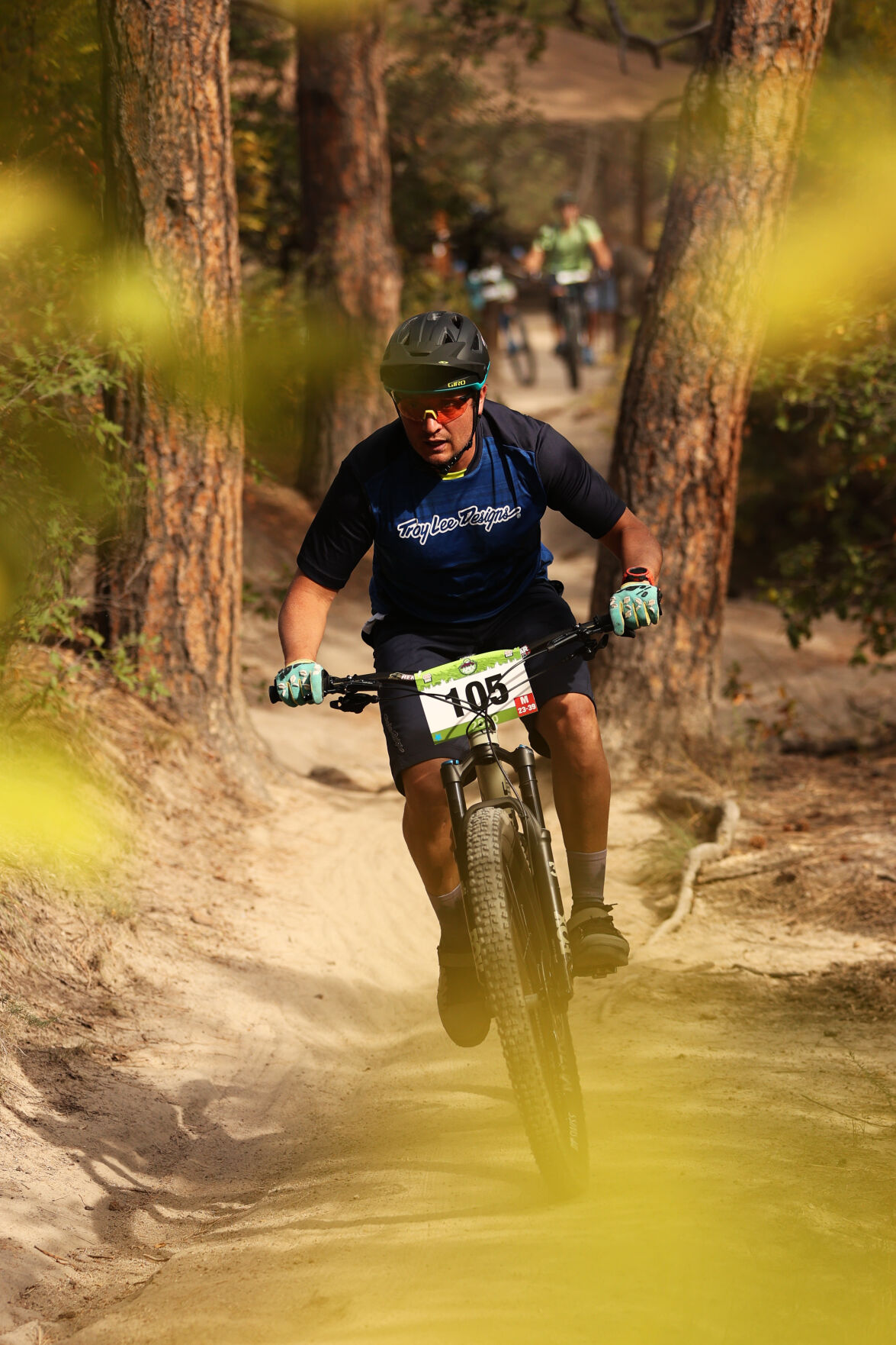 092520-spts-apexbike 3.jpg